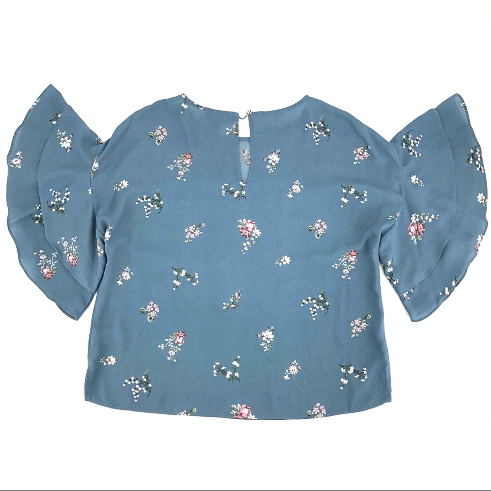 Vince Camuto Blue Floral Print Bell Sleeve Blouse - Picture 2 of 5